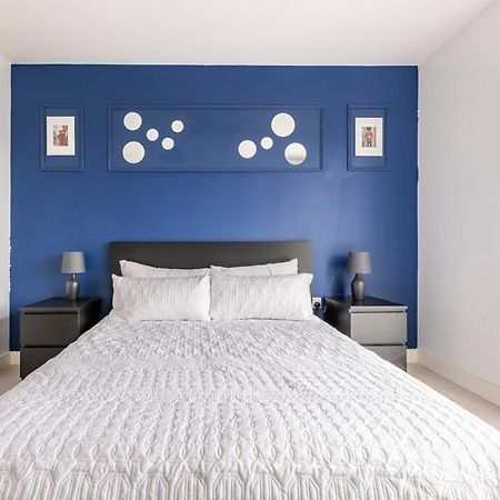 Stylish & Comfortable Top-Floor Flat In Harrow London Ngoại thất bức ảnh